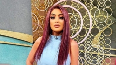 MIGRANT POKUŠAO DA OPLJAČKA PEVAČICU, ONA GA PREBILA Drama u centru Pariza, oteo joj torbu, a ona mu slomila nos