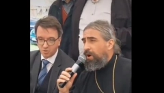 VLADIKA METODIJE I AMBASADOR RUSIJE U CG PEVAJU "KAĆUŠU": Video koji obara rekorde na društvenim mrežama (VIDEO)