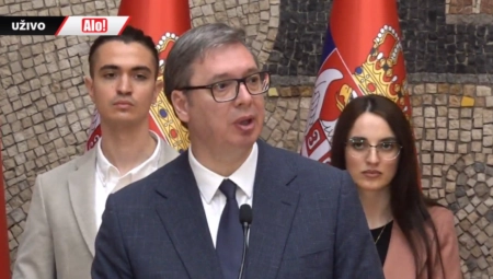 NAJBOLJI DIPLOMCI MEDICINE DOBILI POSAO! Vučić: Do kraja godine značajna povećanja plata! (VIDEO)
