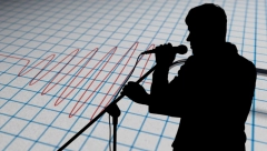 "ŽELEO JE DA JE BACI PORED PUTA" Poznati pevač sumnjao da ga žena vara, odveo je na poligraf, a onda je nastao pakao