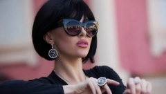 TRI ZNAKA KOJA ĆE SE DO KRAJA LETA KUPATI U PARAMA Posle mučnog perioda za njih kreće uživanje