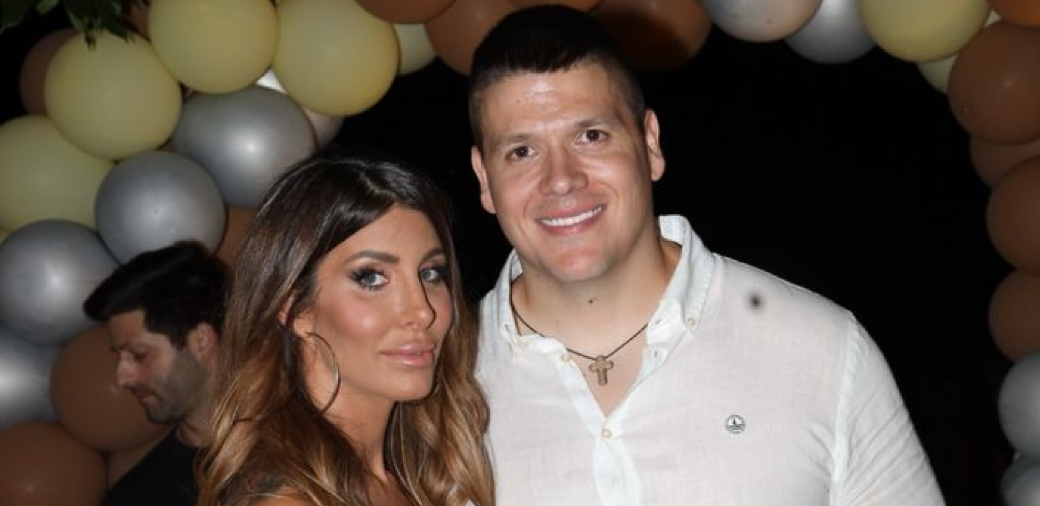 SNIMAK SLOBE RADANOVIĆ SA SINOM RAZNEŽIO SVE Jelena objavila privatni trenutak, a jedan detalj tera suze na oči! (FOTO)
