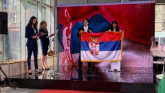 ISPRAĆAJ U LIVERPUL UZ SRPSKU ZASTAVU! Luk Blek spreman za Evroviziju, jedan detalj raspametio je sve (VIDEO)