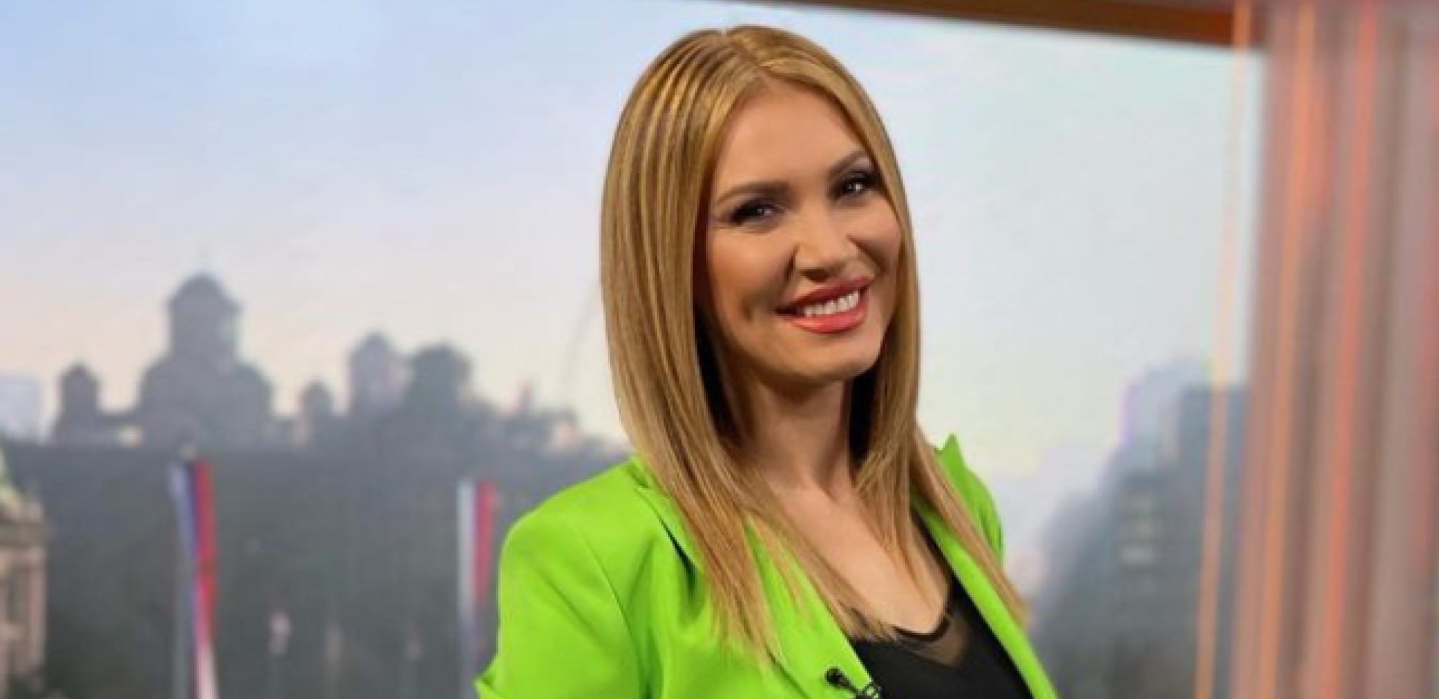 GLEDAOCI U NEVERICI ZBOG VODITELJKE JUTARNJEG PROGRAMA Ne mogu da veruju šta je uradila u programu uživo, pogledajte ovo samo! (FOTO)