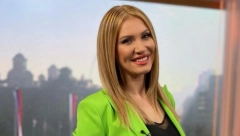 GLEDAOCI U NEVERICI ZBOG VODITELJKE JUTARNJEG PROGRAMA Ne mogu da veruju šta je uradila u programu uživo, pogledajte ovo samo! (FOTO)