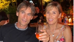 PORODICA GUDELJ STIGLA NA VENČANJE ANASTASIJE I NEMANJE Svekrva blista, evo ko ih je dočekao!