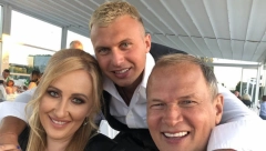 OGLASILA SE KARIĆEVA MAĆEHA! Kristina pružila podršku Stefanu, jednim gestom je sve pokazala (FOTO)