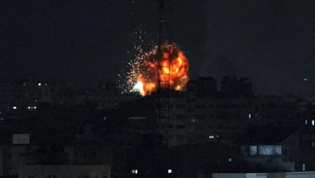 IZRAEL POD SMRTONOSNIM UDARIMA Ispaljeno preko 400 raketa!