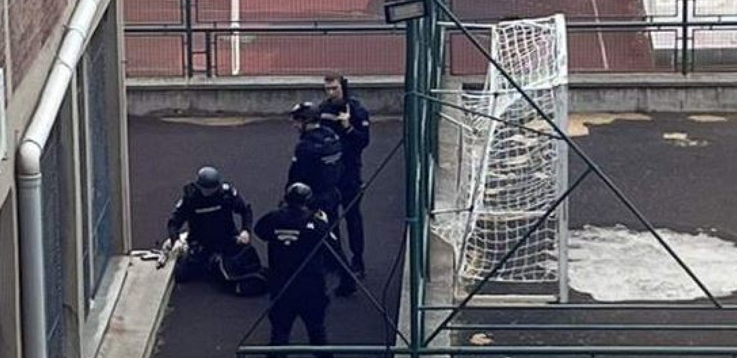 ŠTA ĆE DOKTORU DVA PIŠTOLJA? K.K. uzeo oružje od oca, pa napravio masakr na Vrčaru!