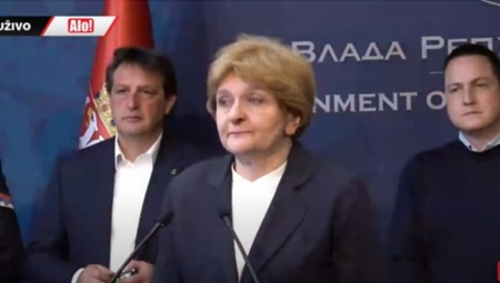OVO JE MOJE NAJSTRAŠNIJE ISKUSTVO Ministarka Danica Grujičić kroz suze saopštila: Jedan dečak i nastavnica životno ugroženi (VIDEO)
