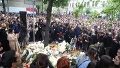 "ŠTA AKO MOJE DETE BUDE SLEDEĆE" Građani u strahu zbog dva masakra, reči jedne sestre paraju dušu