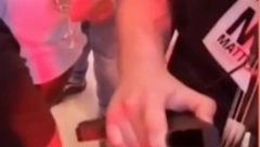 VODIO RASKALAŠAN ŽIVOT - MUZIČARI I PIŠTOLJI Bizarni snimci ubice iz Mladenovca