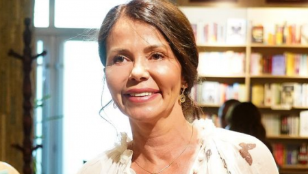 UHAPSIO JU JE MUŽ, A ONDA SE DESIO OBRT Jelena Bačić Alimpić priznala šta je bila primorana da radi kako bi preživela, a evo zašto joj je mama umalo doživela infarkt!