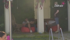 "JA SAM IZROD, NIJE ZASLUŽILA TO OD MENE" Zola se rasuo u komade, ne može da dođe sebi zbog krivice koju oseća prema majci, evo kakav savet je dobio od Zvezdana