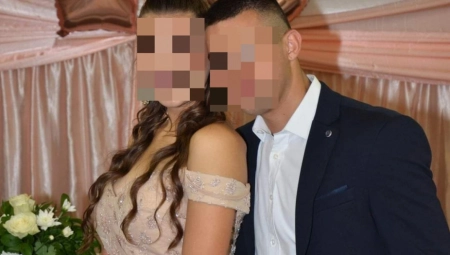 KRICI MAJKE PARAJU NEBO Deco, skrenite svojoj kući! Neću da vas pustim! Tužna povorka ispratila brata i sestru na večni počinak