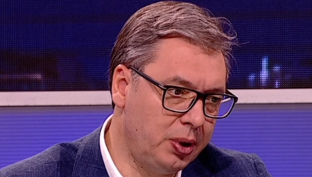 KAMPANJA NEISTINAMA POSLE MASAKRA NA VRAČARU KRENULA ISTOG ČASA Vučić: Ne želim da se skrivam