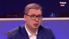 NJIMA JE SRPSKA ZASTAVA KAO CRVENA MARAMA Vučić: Na skupovima uvek bude i dobronamernih ljudi, zavedenih