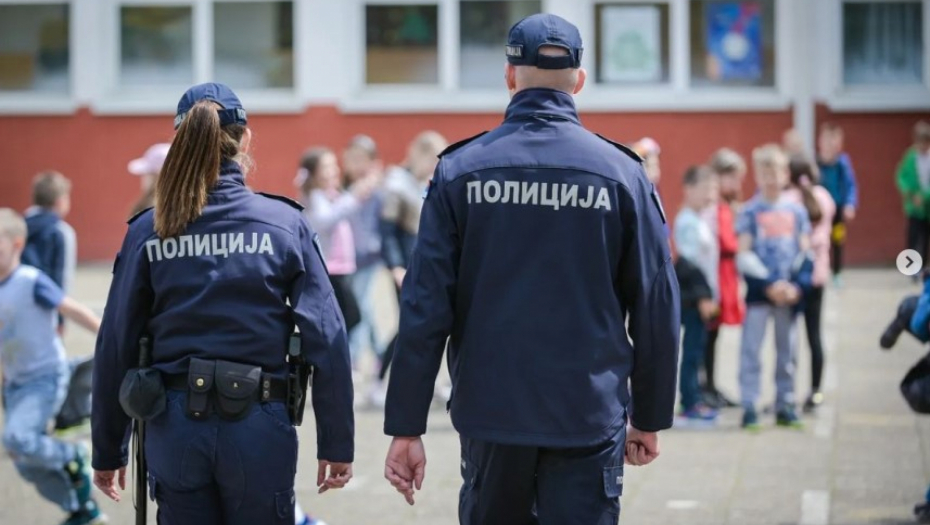 OGLASIO SE MUP O POJAČANOM PRISUSTVU POLICIJE U ovo vreme će policajci biti prisutniji u školama