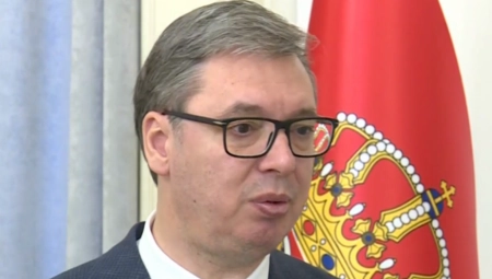 VUČIĆ: To je kao da se mala deca igraju istraživanjima