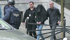 POLICIJA PRETRAŽILA RAČUNAR K. K., OSTALI U ČUDU Evo šta je sve pretraživao dečak-ubica iz "Ribnikara"