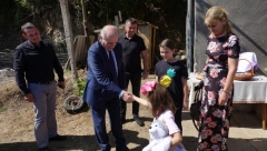 SVAKI TREĆI VLASNIK SELI SE IZ GRADA U SELO Još 109 kuća sa okućnicom za mlade u selima Srbije