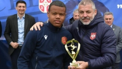STIVEN DŽERARD REŠETA MREŽE PO SRBIJI "Orlići" osvojili turnir, ali je reprezentativac Bugarske izazvao najveću pažnju (FOTO)