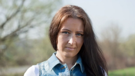 IMALA JE 32 GODINE, BILA JE ZDRAVA I U FORMI Mlada majka se samo srušila i umrla, pre smrti se žalila na ovaj simptom