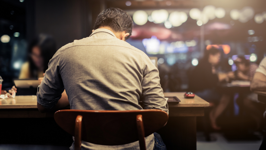 IMAM DEVOJKU I U ISTO VREME SAM U VEZI SA NJENIM BRATOM Srbi otkrivaju svoje najveće tajne na internetu - ispovesti će vas šokirati!