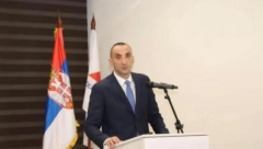 UVREĐENI ZELENOVIĆ ZABORAVIO KAKO JE TESTEROM UPADAO U RTS Malović: Valjda je toliko bitan ili ga se plaše sećajući se njegovog siledžijskog nastupa