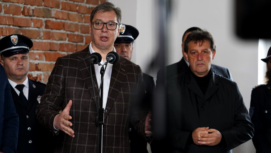 ON JE JEDAN OD MENI NAJBLIŽIH LJUDI: Vučić o napadima opozicije da je u lošim odnosima sa Gašićem