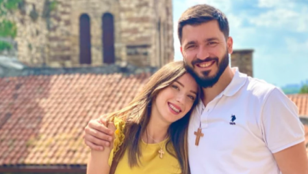 SLAVLJE U DOMU DANICE CRNOGORČEVIĆ! Oglasio se njen suprug, čestitke se samo nižu!