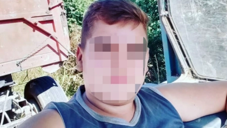 POSLEDNJI VIDEO NASTRADALOG MLADIĆA U VRŠCU Veselio se na slavlju ne sluteći smrt, zakucao se u dud pored puta (VIDEO)