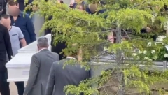 BORILA SE DO POSLEDNJEG TRENUTKA, ALI NJENO HRABRO SRCE NIJE IZDRŽALO Mali anđeo A. A. ispraćena na večni počinak (VIDEO)