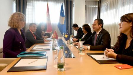 IZ CRNE GORE RUŠE SRBIJU! Funkcionerka Dritana Abazovića i miljenica Kurtija ruši vlast u Beogradu!