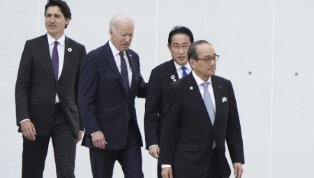 BAJDEN U MEMORIJALNOM MUZEJU U HIROŠIMI Imamo obavezu da izgradimo mirnu budućnost