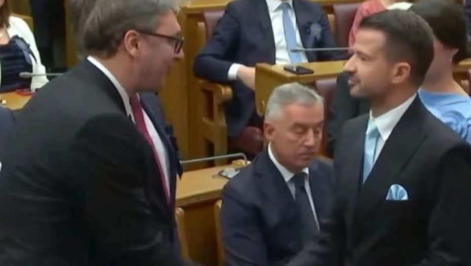 VUČIĆ ČESTITAO MILATOVIĆU Uveren sam da ćemo zajedno raditi na jačanju partnerstva i dobrih odnosa Srbije i Crne Gore