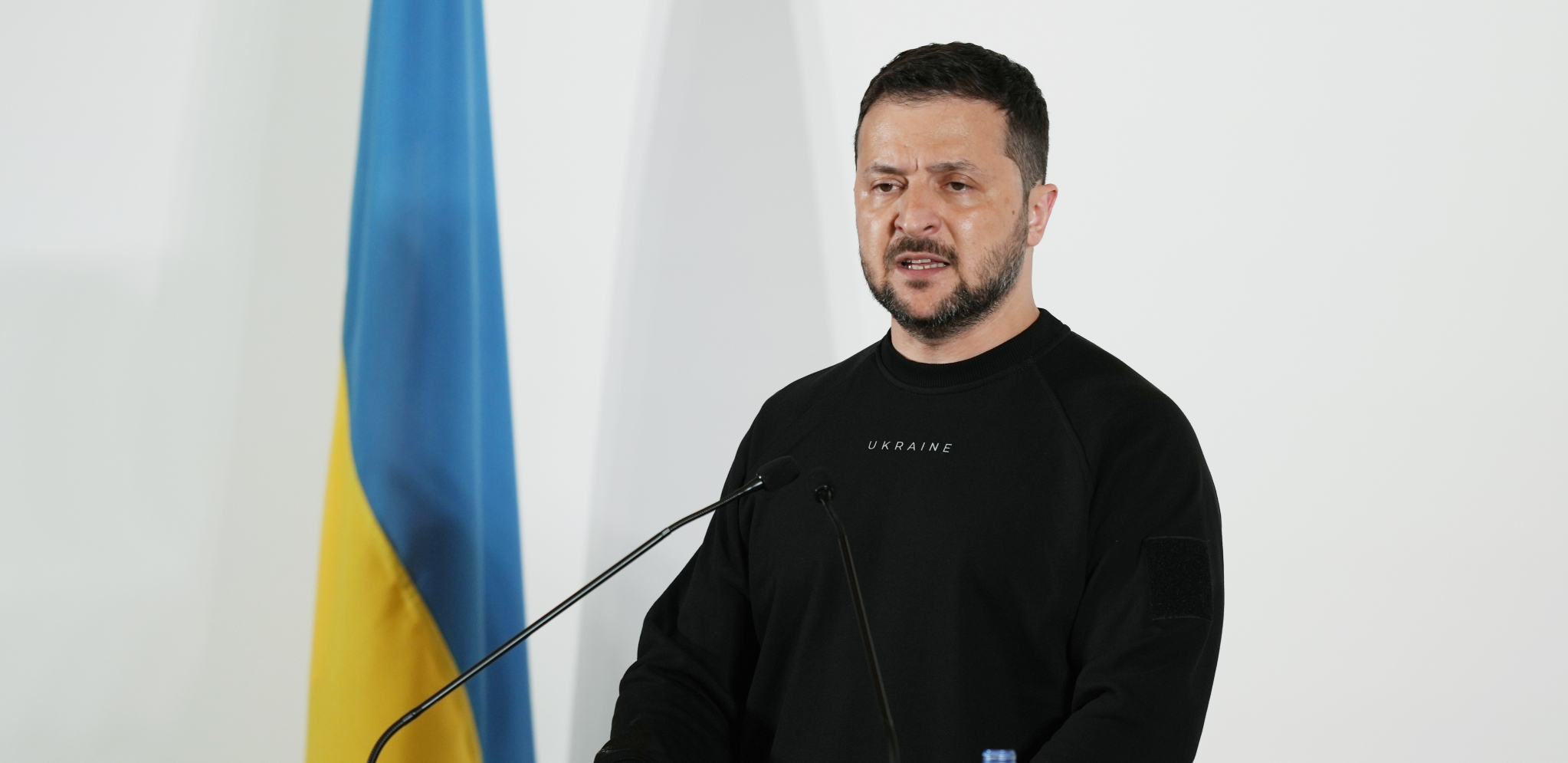 ZELENSKI UOČI BOŽIĆA APELUJE: "Ne posustajte u odbrani zemlje, vreme za odmor će doći"