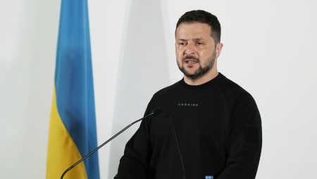 ZELENSKI UOČI BOŽIĆA APELUJE: "Ne posustajte u odbrani zemlje, vreme za odmor će doći"