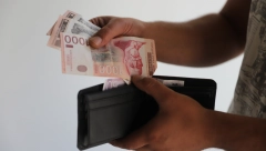 OGLASILA SE NARODNA BANKA Izričito protiv ukidanja keša