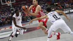 PONOVO U CRVENO-BELOM Bivši košarkaš Partizana ima novi klub