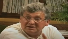 OBELEŽIO JE RIJALITI "FARMA", A TRAGEDIJA KOJU MU SE DESILA GA JE RAZORILA Ćerka mu je preminula ispred kućnog praga, a evo kako danas izgleda Raka Radović (FOTO)