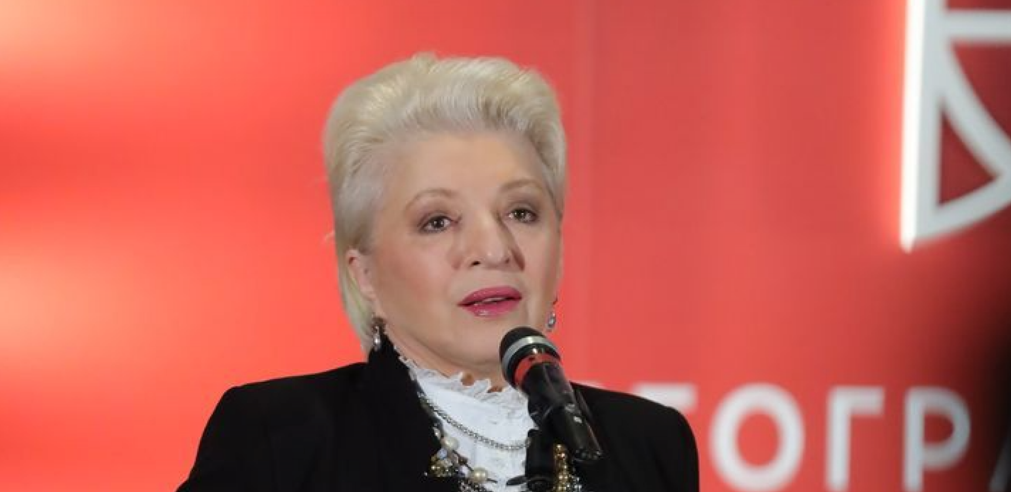 MIRJANA KARANOVIĆ OTKAZALA POSLOVNE OBAVEZE Doktor joj je hitno zabranio jednu stvar, evo šta su joj rekli prilikom otpusta!