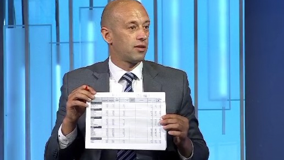 SVOM SNAGOM UZ VUČIĆA Kena odbrusio Đilasu: Idemo u crkvu da se zakuneš da nisi napao majku političkog protivnika