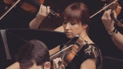 PRVOJ VIOLINI SRBIJE POTREBNA NAŠA POMOĆ Jovanu obožavaju đaci na Kosovu i Metohiji, na Kubi je čeka spas