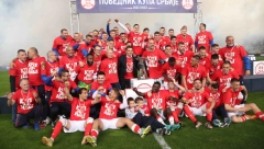 CRVENO-BELA DOMINACIJA Čukarički vodio, Pešić preokrenuo i doneo Zvezdi istorijsku duplu krunu (VIDEO)