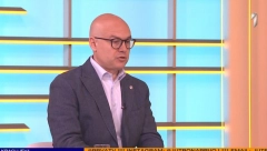 NE POSTOJI PRVA I DRUGA SRBIJA, ONA JE SAMO JEDNA I IMA BUDUĆNOST Ključna poruka ministra Vučevića pred skup