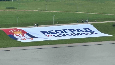 BEOGRAD PRVI PODRŽAO VUČIĆA! Prestonica je uz predsednika Srbije (VIDEO)