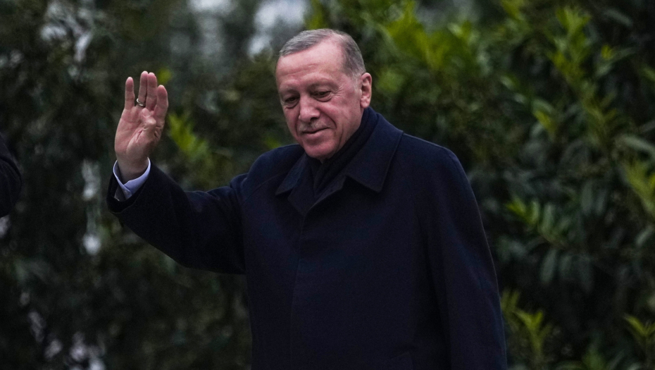 ERDOGAN IMA SREĆE - NE ŽIVI U SARAJEVU: Zašto Bošnjaci njemu ne prete zbog negiranja genocida u Srebrenici