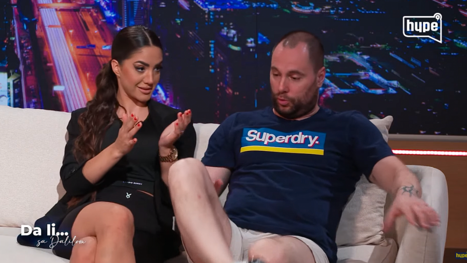 ANĐELA NA APARATIMA Milan krenuo da je rešeta pitanjima o njenim fetišima