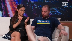 ANĐELA NA APARATIMA Milan krenuo da je rešeta pitanjima o njenim fetišima